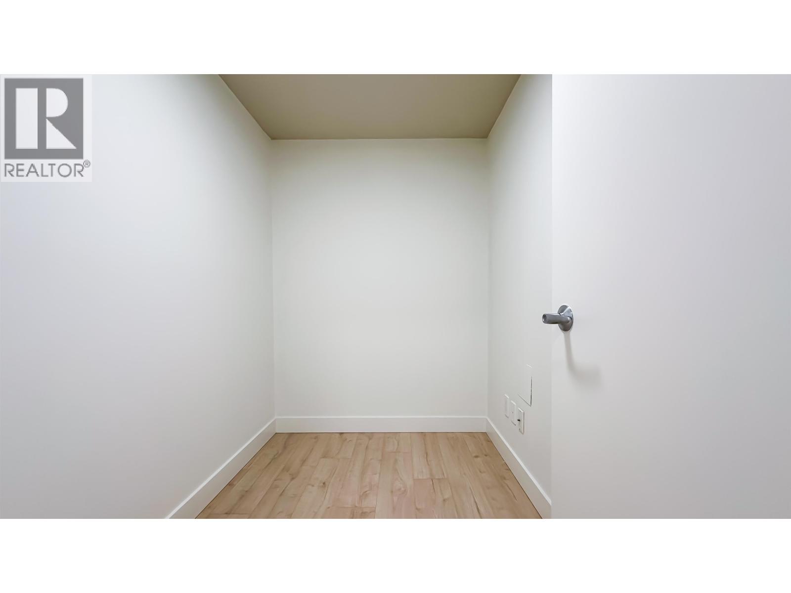 2008 7178 Collier Street, Burnaby, British Columbia  V5E 4N7 - Photo 14 - R3062945