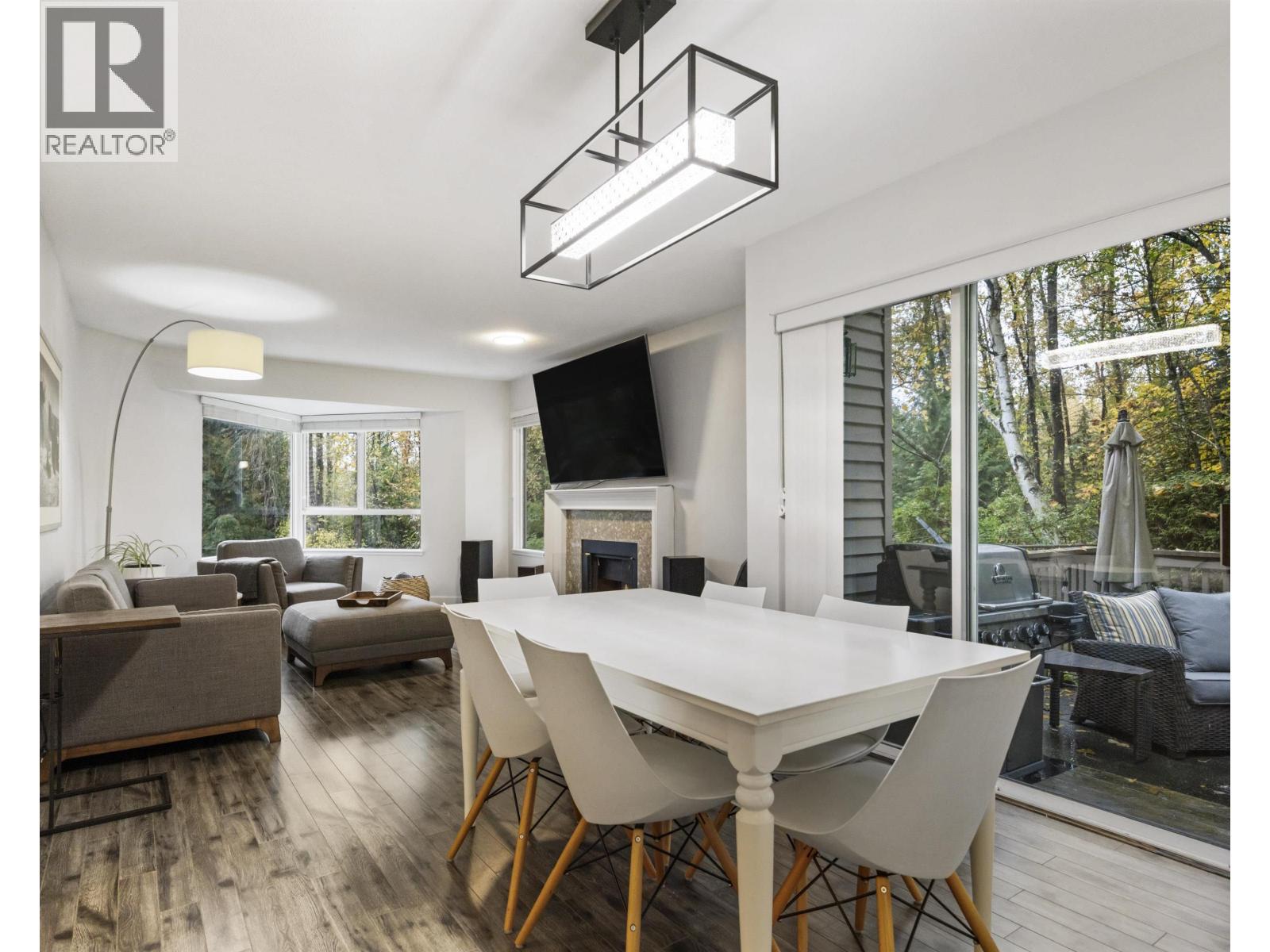 227 1215 Lansdowne Drive, Coquitlam, British Columbia  V3E 2P6 - Photo 12 - R3063091