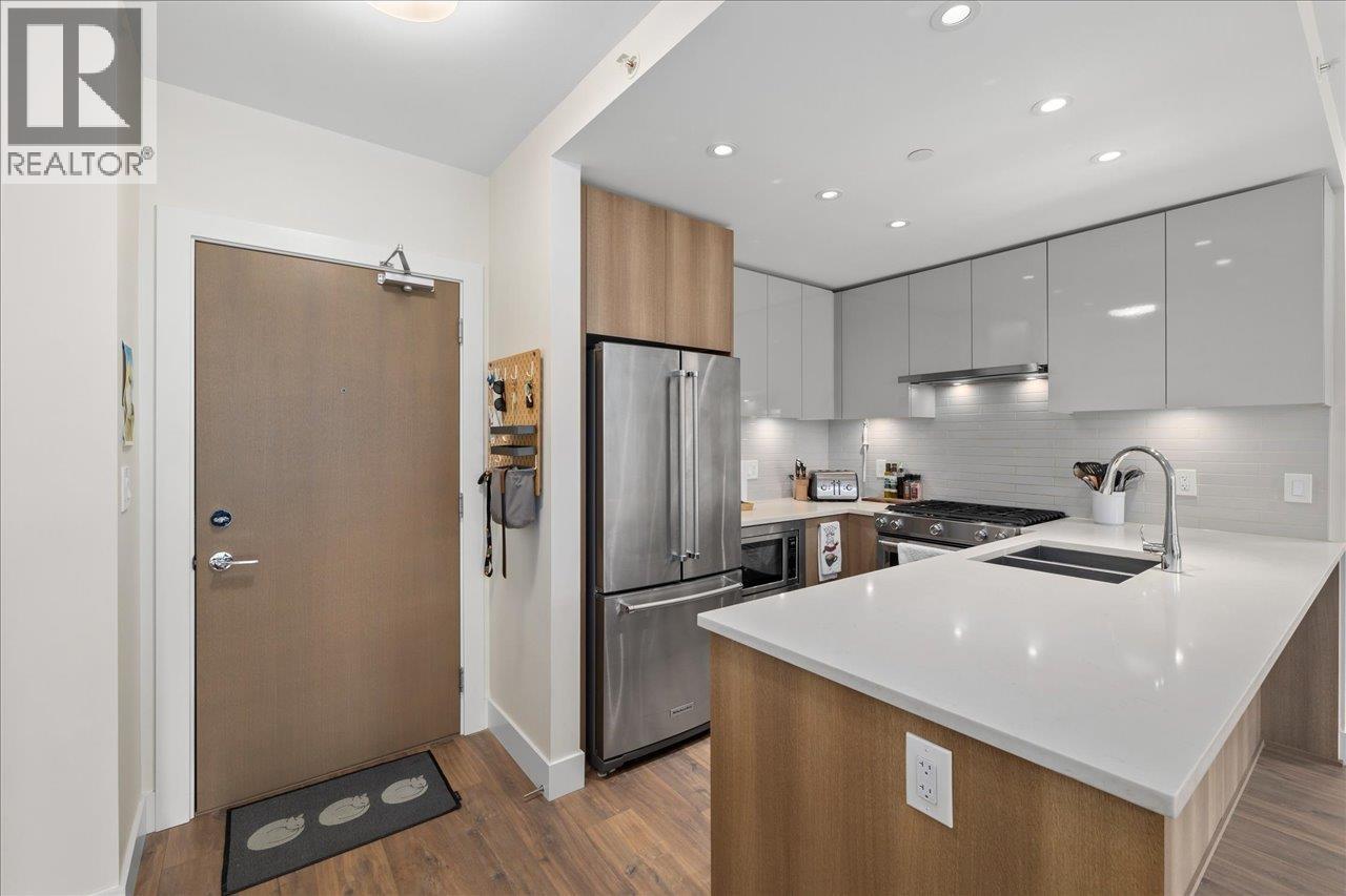 607 258 Nelson's Court, New Westminster, British Columbia  V3L 0J9 - Photo 5 - R3063103