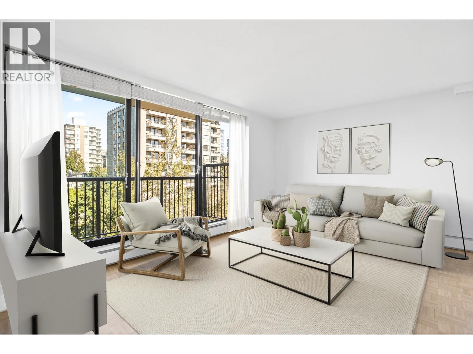 1330 HARWOOD STREET, Vancouver, British Columbia