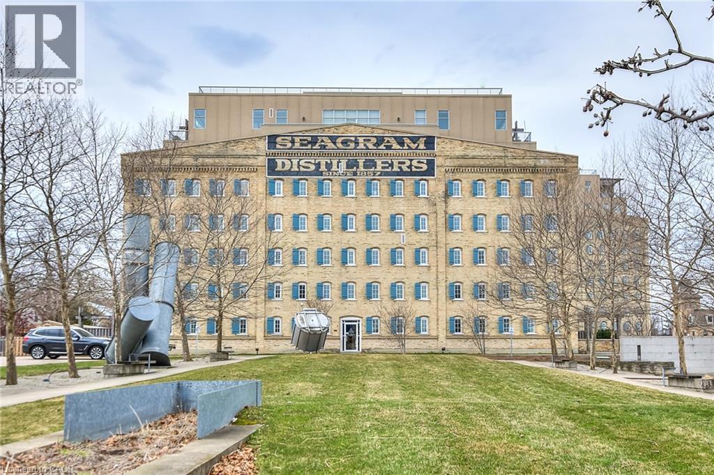 3 FATHER DAVID BAUER Drive Unit# 305, Waterloo, Ontario