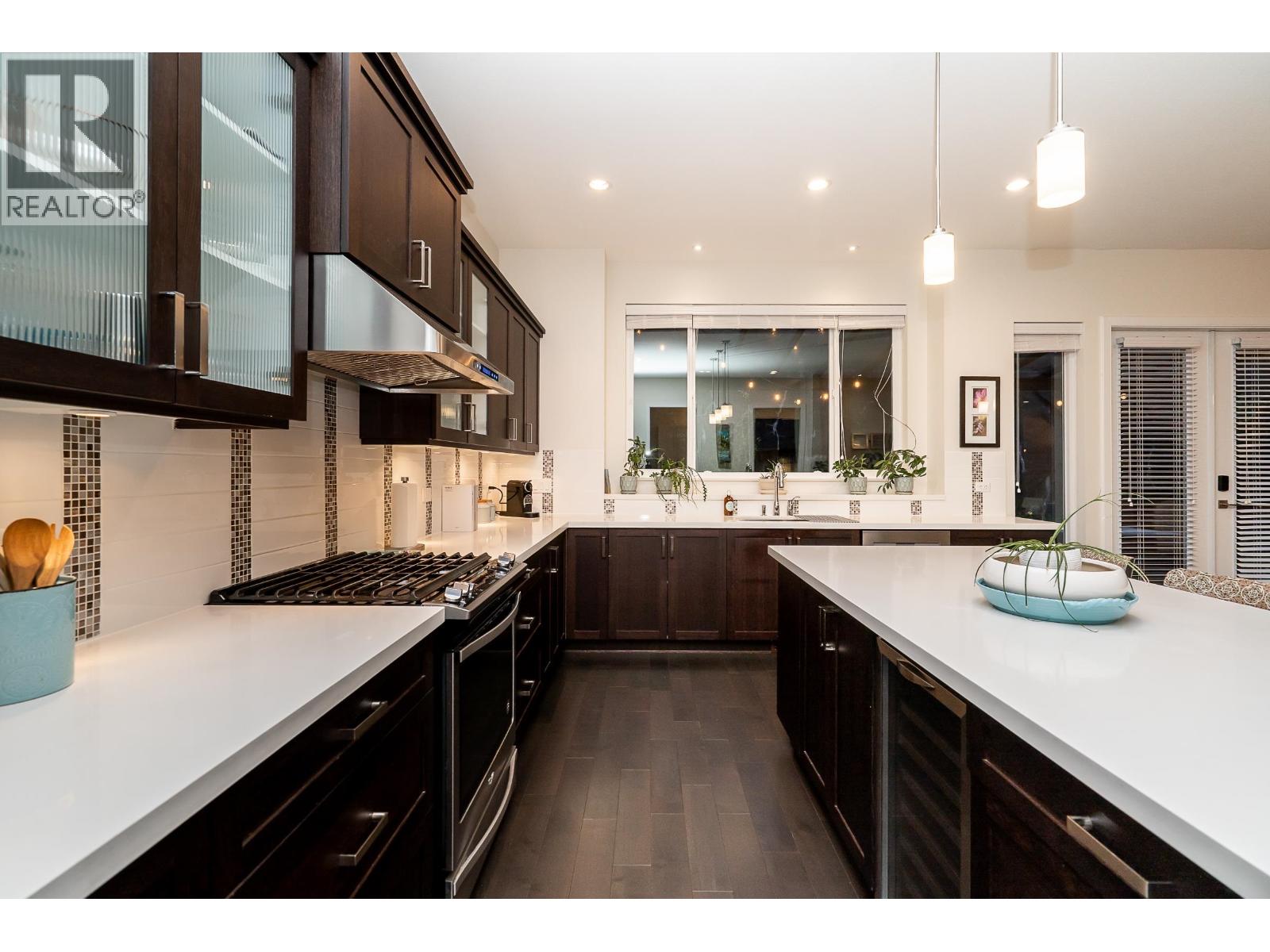 1468 Strawline Hill Street, Coquitlam, British Columbia  V3E 0L7 - Photo 12 - R3063105