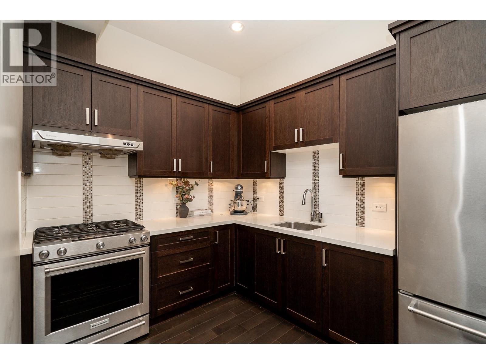 1468 Strawline Hill Street, Coquitlam, British Columbia  V3E 0L7 - Photo 13 - R3063105