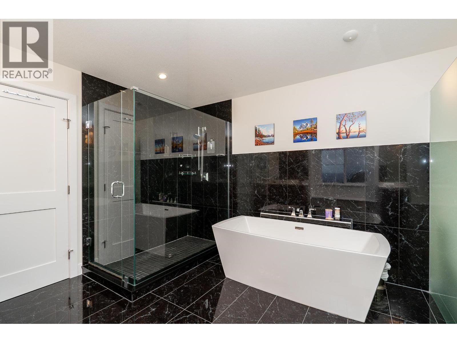 1468 Strawline Hill Street, Coquitlam, British Columbia  V3E 0L7 - Photo 26 - R3063105