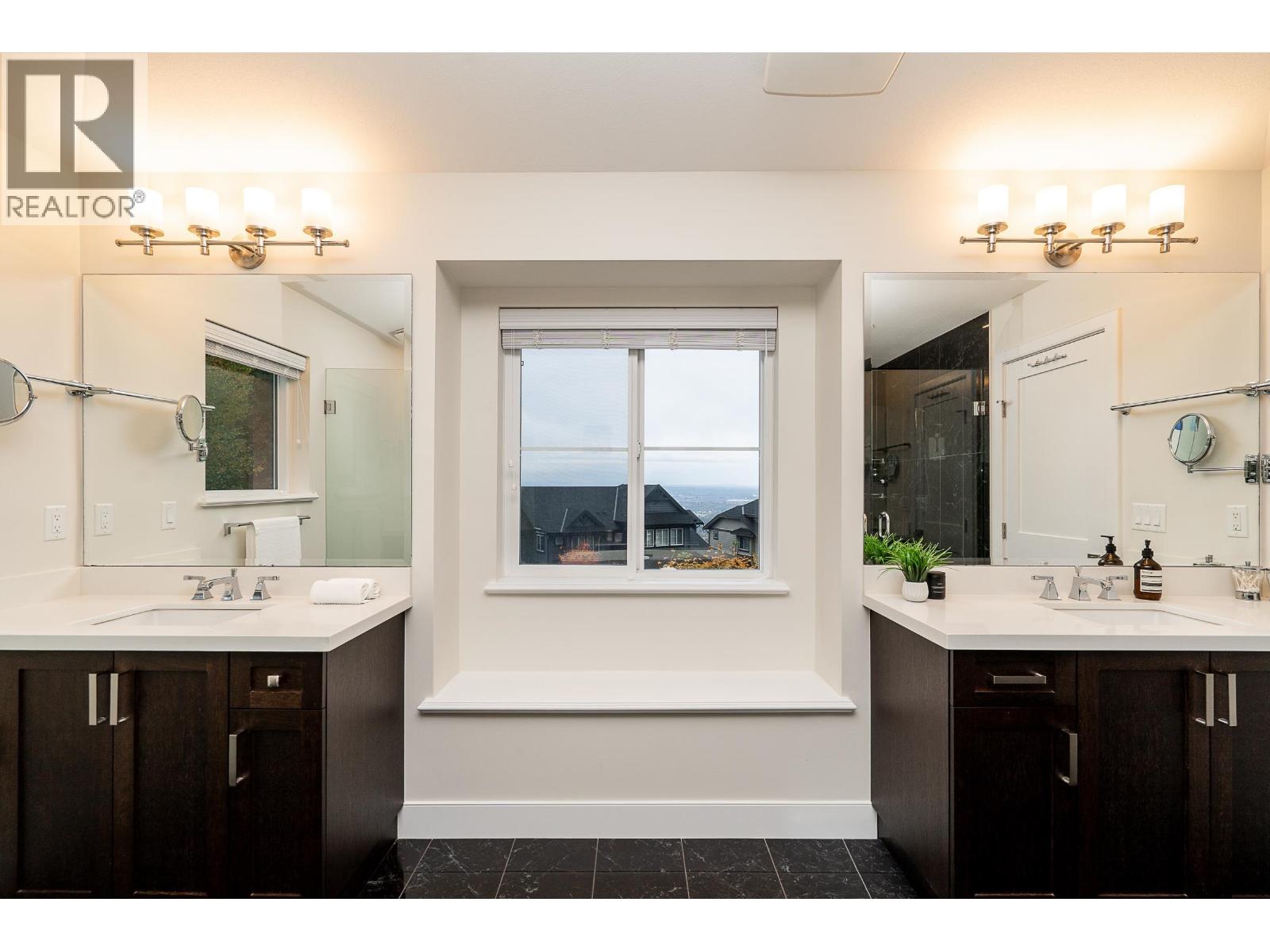 1468 Strawline Hill Street, Coquitlam, British Columbia  V3E 0L7 - Photo 27 - R3063105