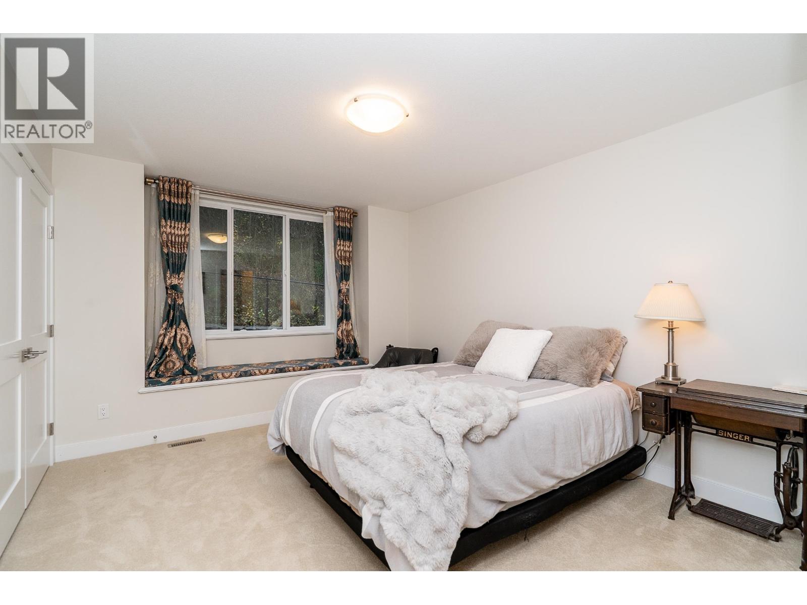 1468 Strawline Hill Street, Coquitlam, British Columbia  V3E 0L7 - Photo 28 - R3063105