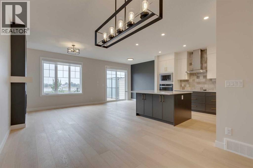 167 Greenwich Drive Nw, Calgary, Alberta  T3B 6N9 - Photo 6 - A2253774