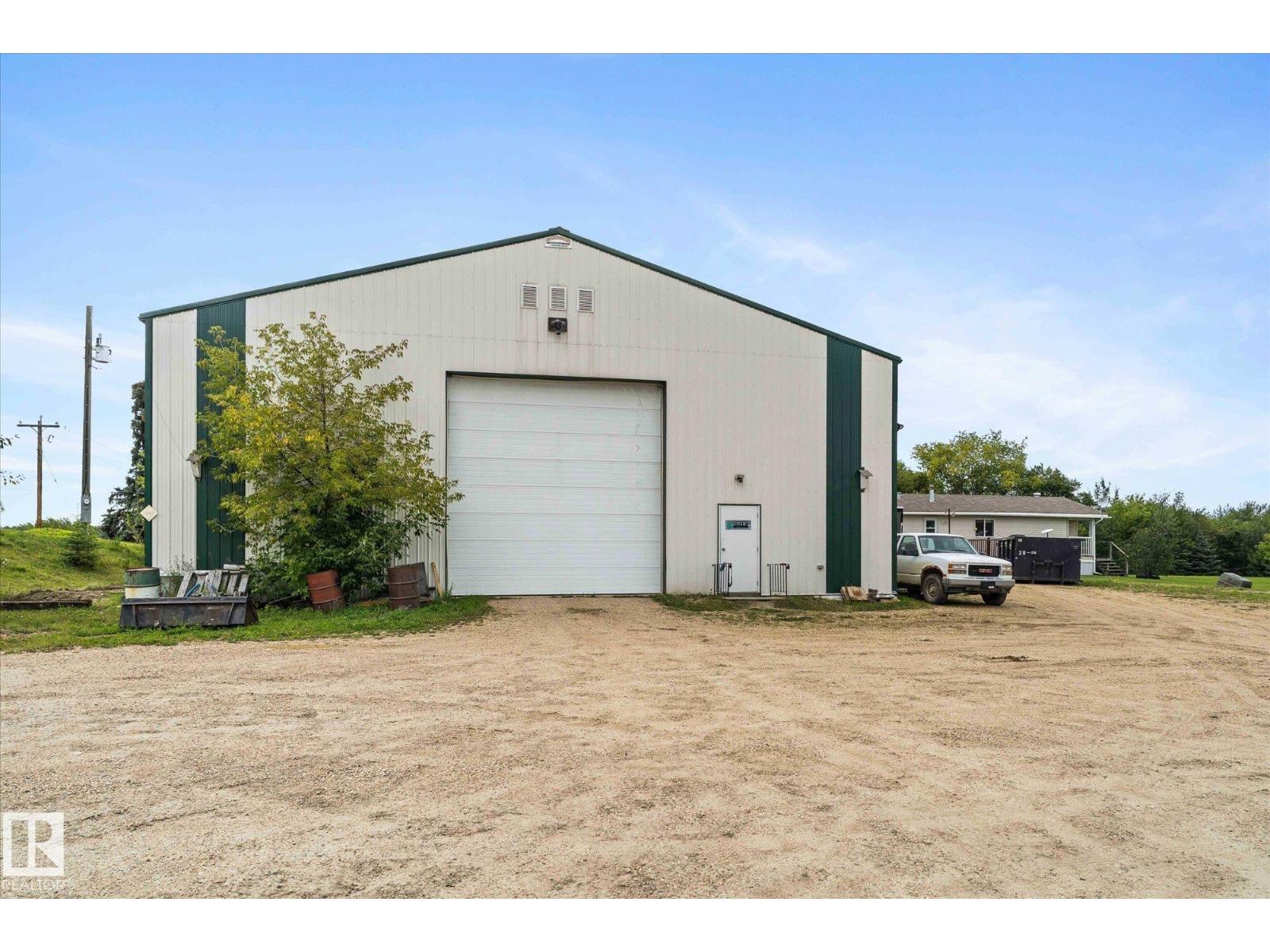 1308 Twp Road 552, Rural Lac Ste. Anne County, Alberta  T0E 1V0 - Photo 24 - E4455685