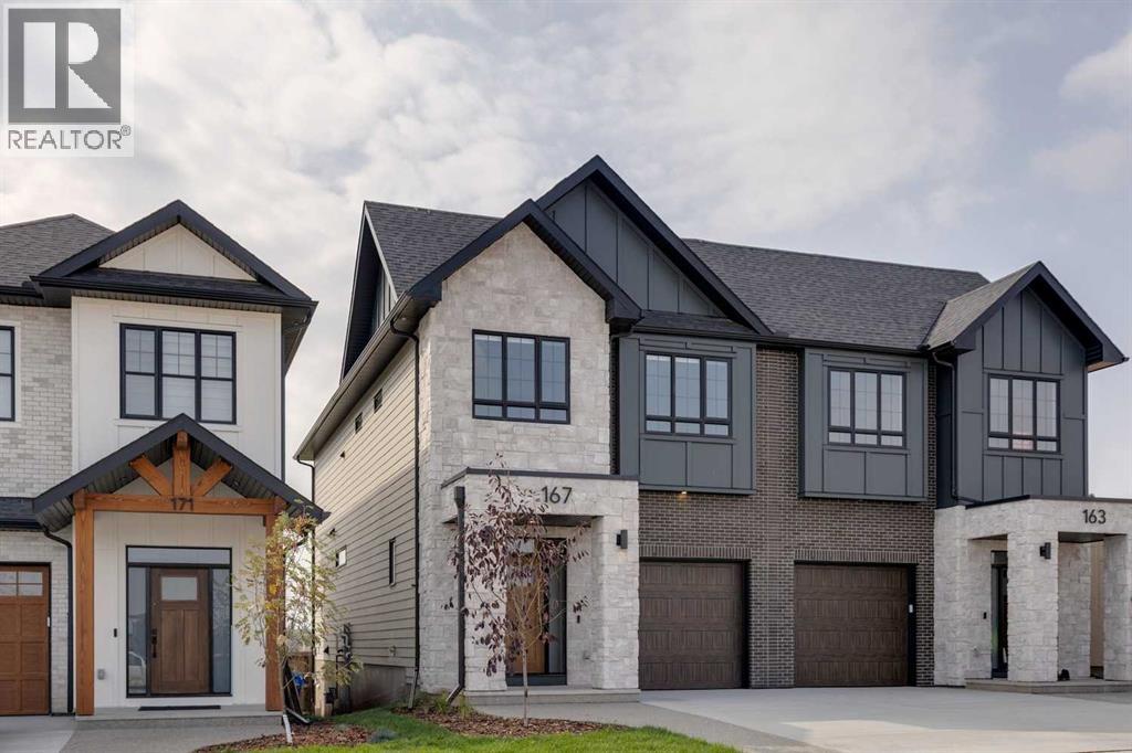 167 Greenwich Drive NW, Calgary, Alberta