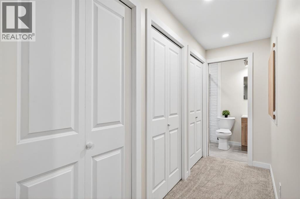 2002, 1001 8 Street Nw, Airdrie, Alberta  T4B 0W3 - Photo 25 - A2265456