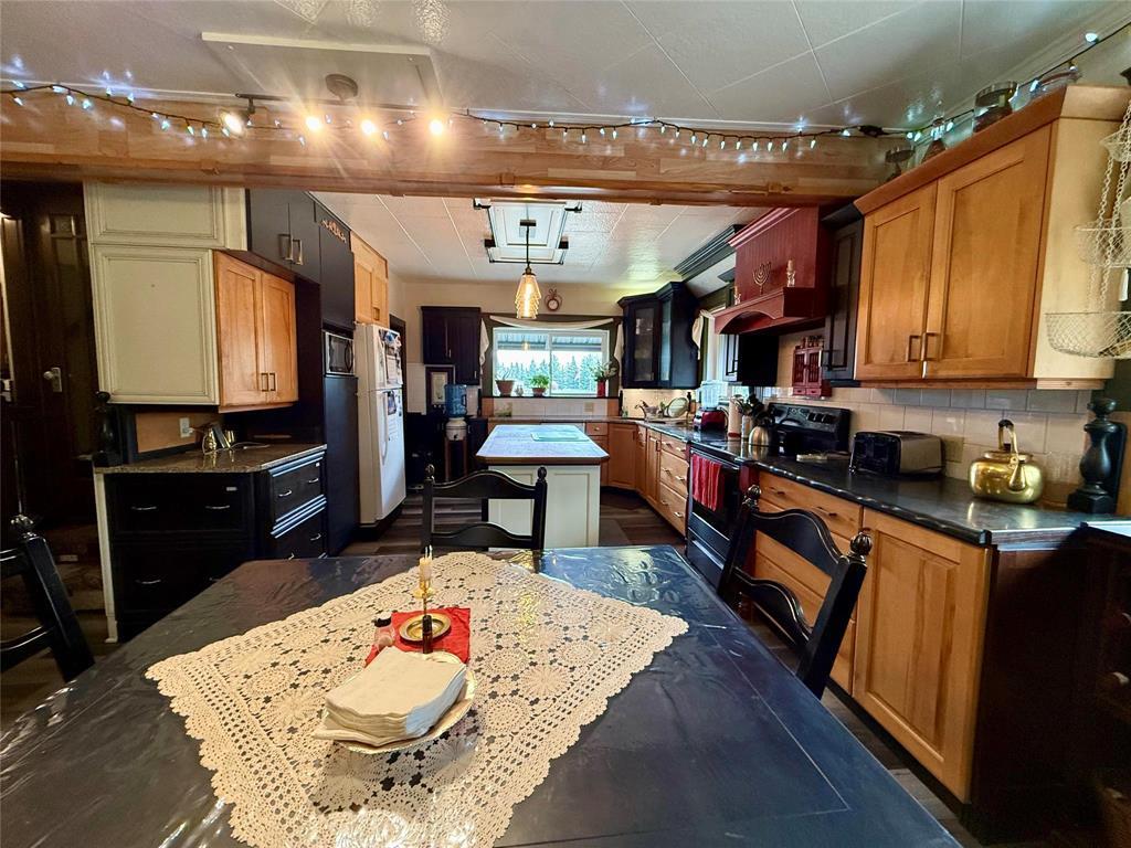 204 Learners Street, Minitonas, Manitoba  R0L 1G0 - Photo 10 - 202527581