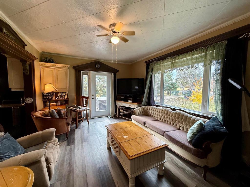 204 Learners Street, Minitonas, Manitoba  R0L 1G0 - Photo 17 - 202527581