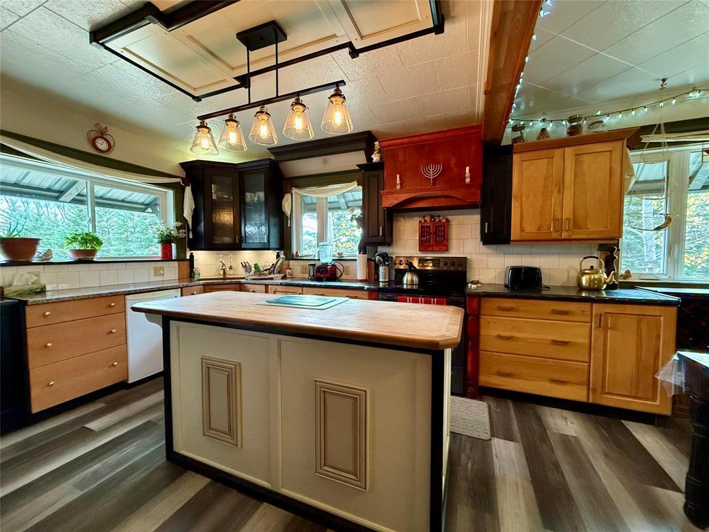 204 Learners Street, Minitonas, Manitoba  R0L 1G0 - Photo 6 - 202527581