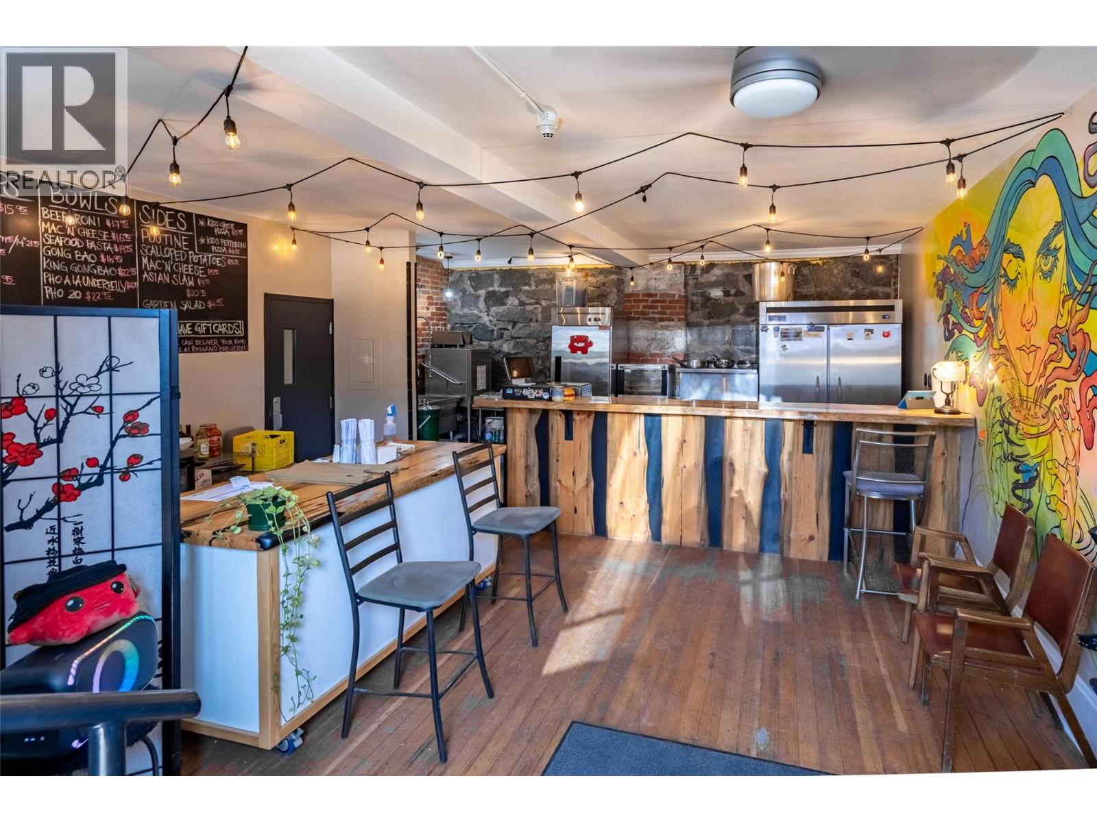 2004 Columbia Avenue, Rossland, British Columbia  V0G 1Y0 - Photo 21 - 10367101