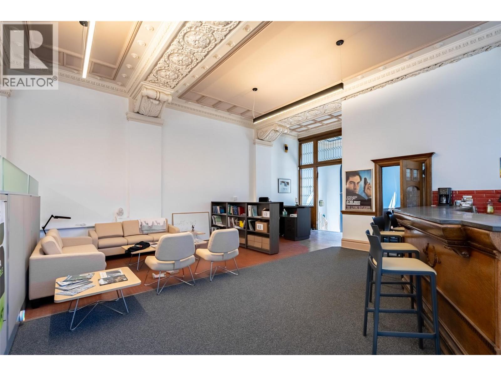 2004 Columbia Avenue, Rossland, British Columbia  V0G 1Y0 - Photo 9 - 10367101