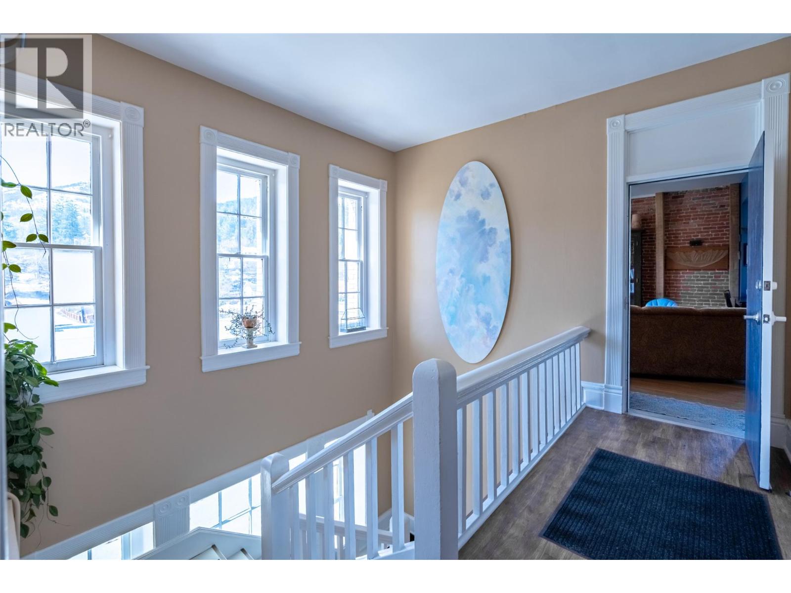 2004 Columbia Avenue, Rossland, British Columbia  V0G 1Y0 - Photo 44 - 10367101