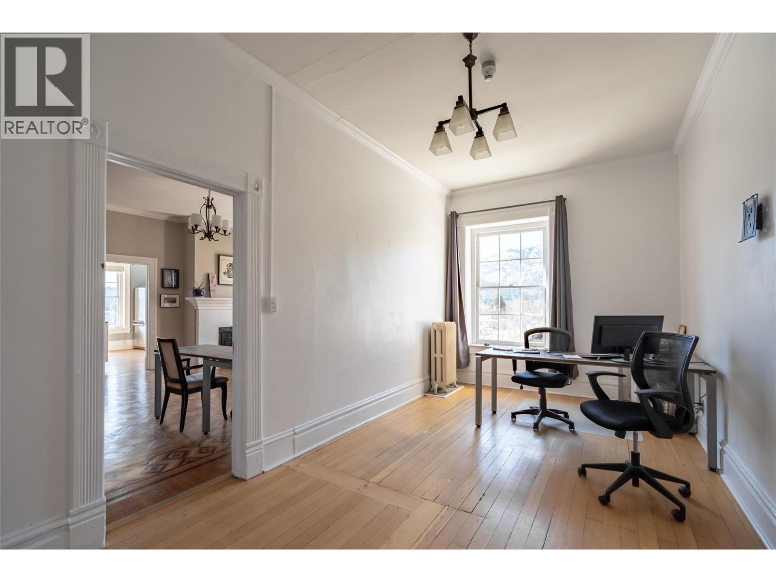 2004 Columbia Avenue, Rossland, British Columbia  V0G 1Y0 - Photo 59 - 10367101