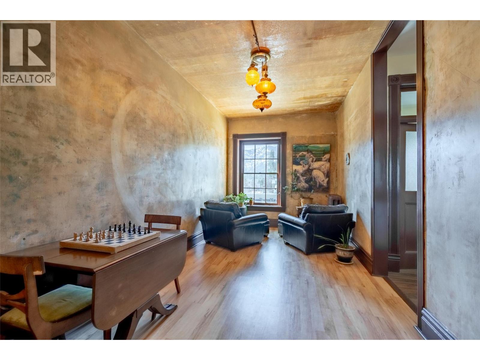 2004 Columbia Avenue, Rossland, British Columbia  V0G 1Y0 - Photo 54 - 10367101