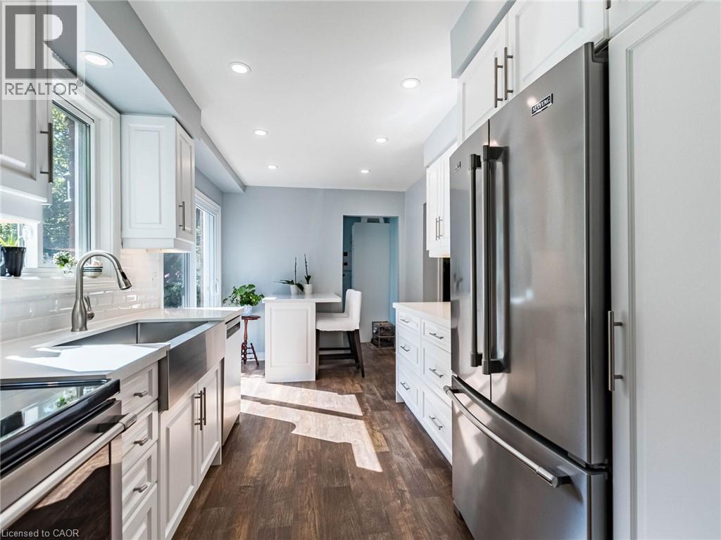 1404 Kimberley Drive, Oakville, Ontario  L6H 2W6 - Photo 11 - 40784232
