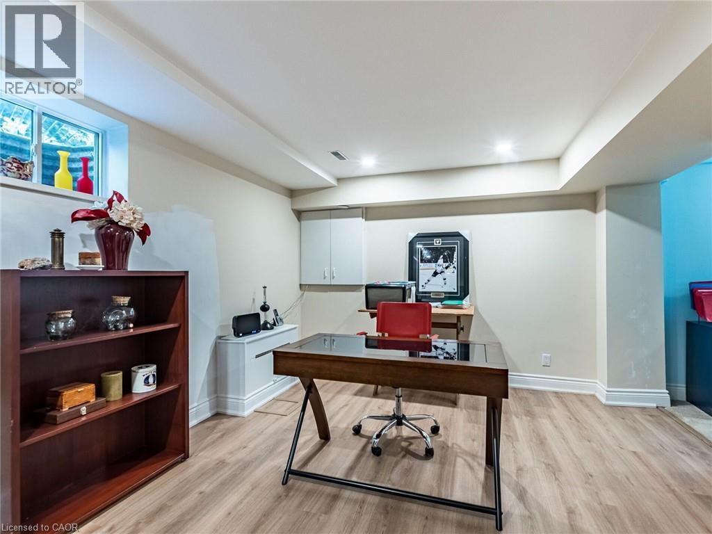 1404 Kimberley Drive, Oakville, Ontario  L6H 2W6 - Photo 22 - 40784232