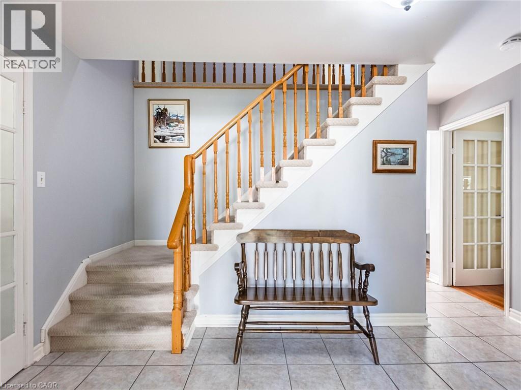 1404 Kimberley Drive, Oakville, Ontario  L6H 2W6 - Photo 3 - 40784232