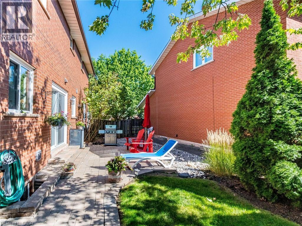 1404 Kimberley Drive, Oakville, Ontario  L6H 2W6 - Photo 32 - 40784232