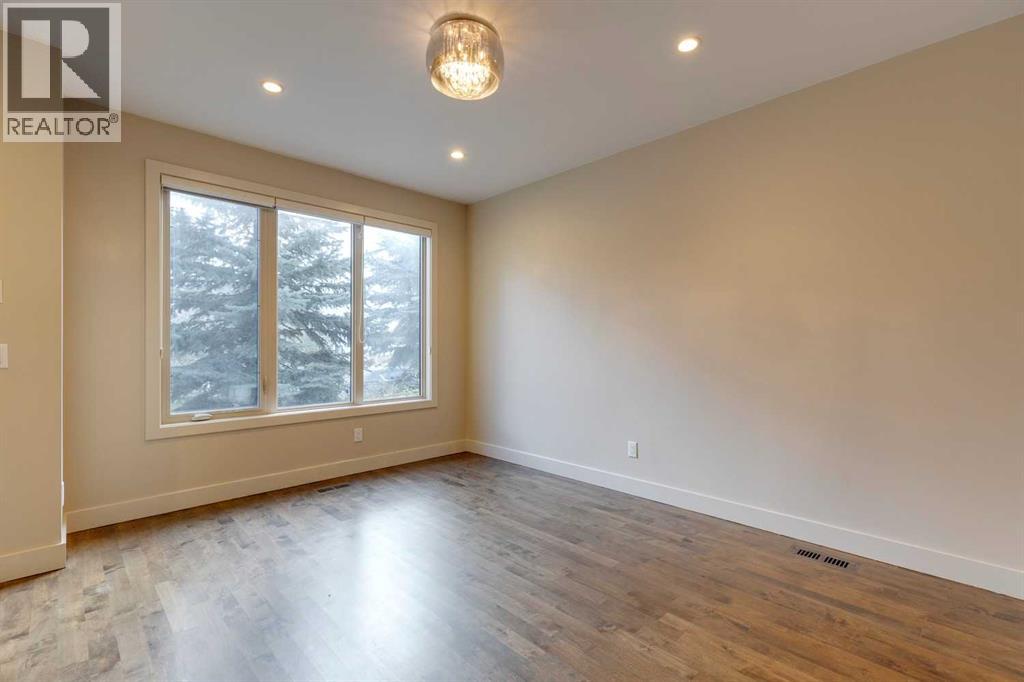 2413 36 Street Sw, Calgary, Alberta  T3E 2Z6 - Photo 4 - A2267002