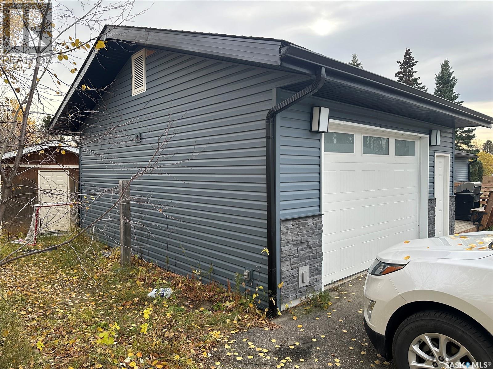 524 Gibson Street, La Ronge, Saskatchewan  S0J 1L0 - Photo 26 - SK021927