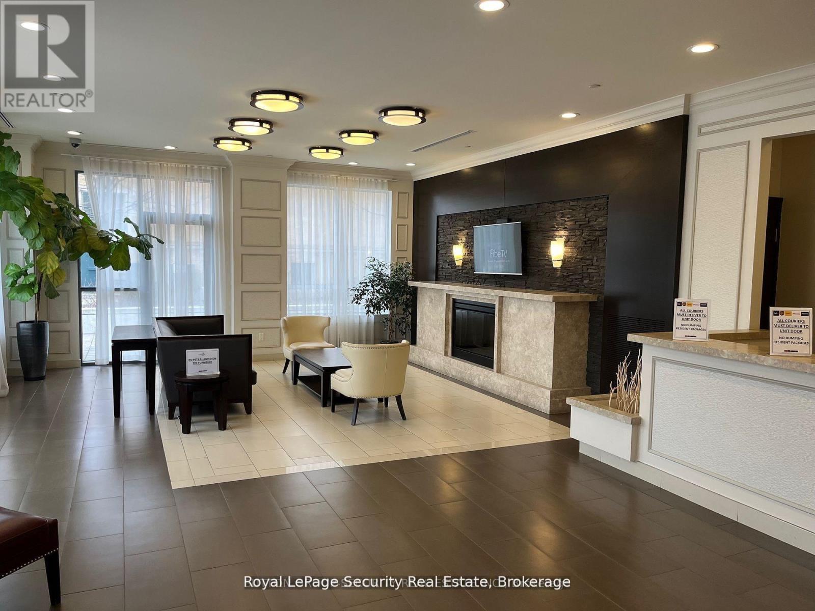 Ph4 - 35 Saranac Boulevard, Toronto, Ontario  M6A 2G4 - Photo 11 - C12357138