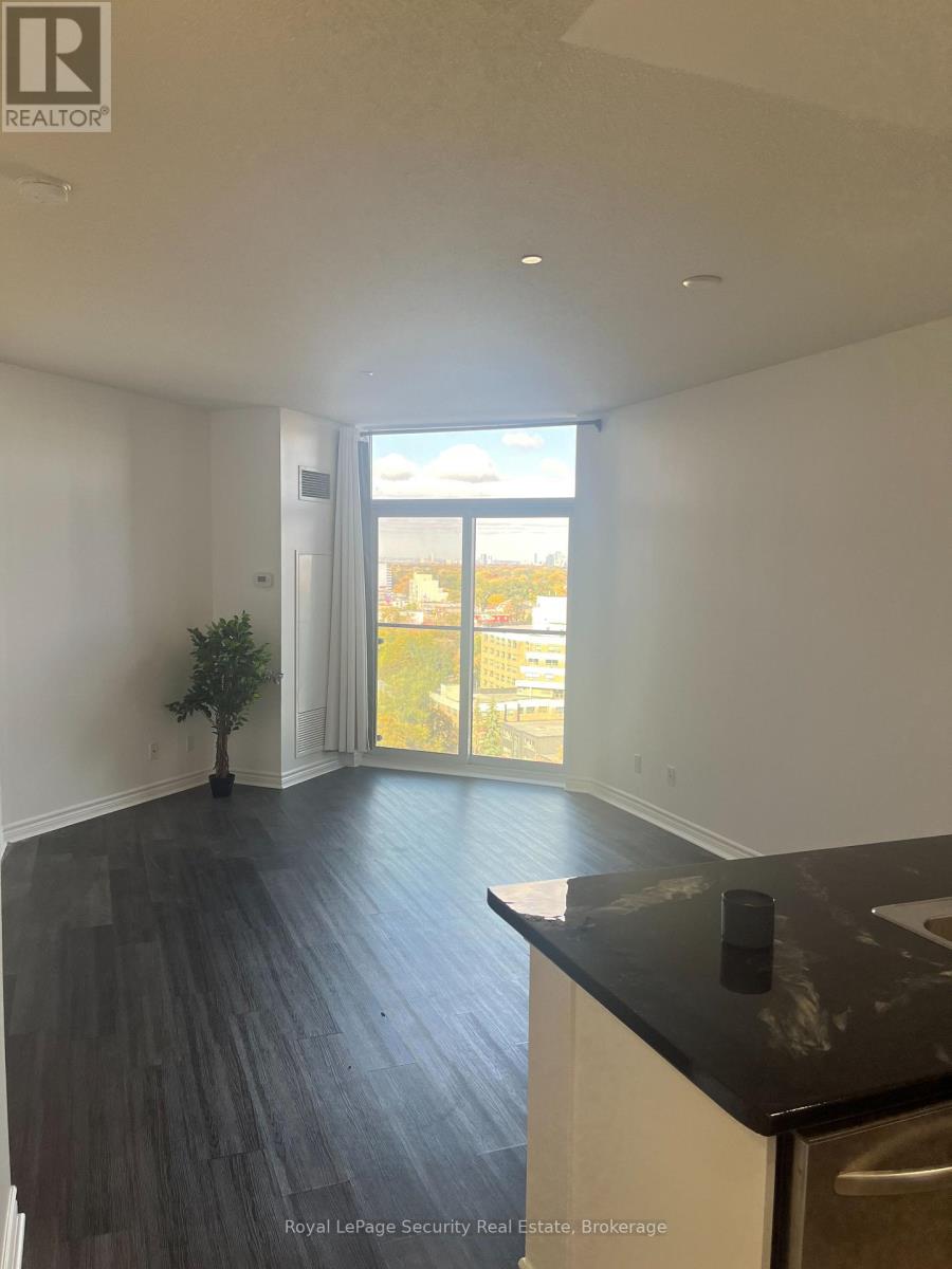 Ph4 - 35 Saranac Boulevard, Toronto, Ontario  M6A 2G4 - Photo 2 - C12357138