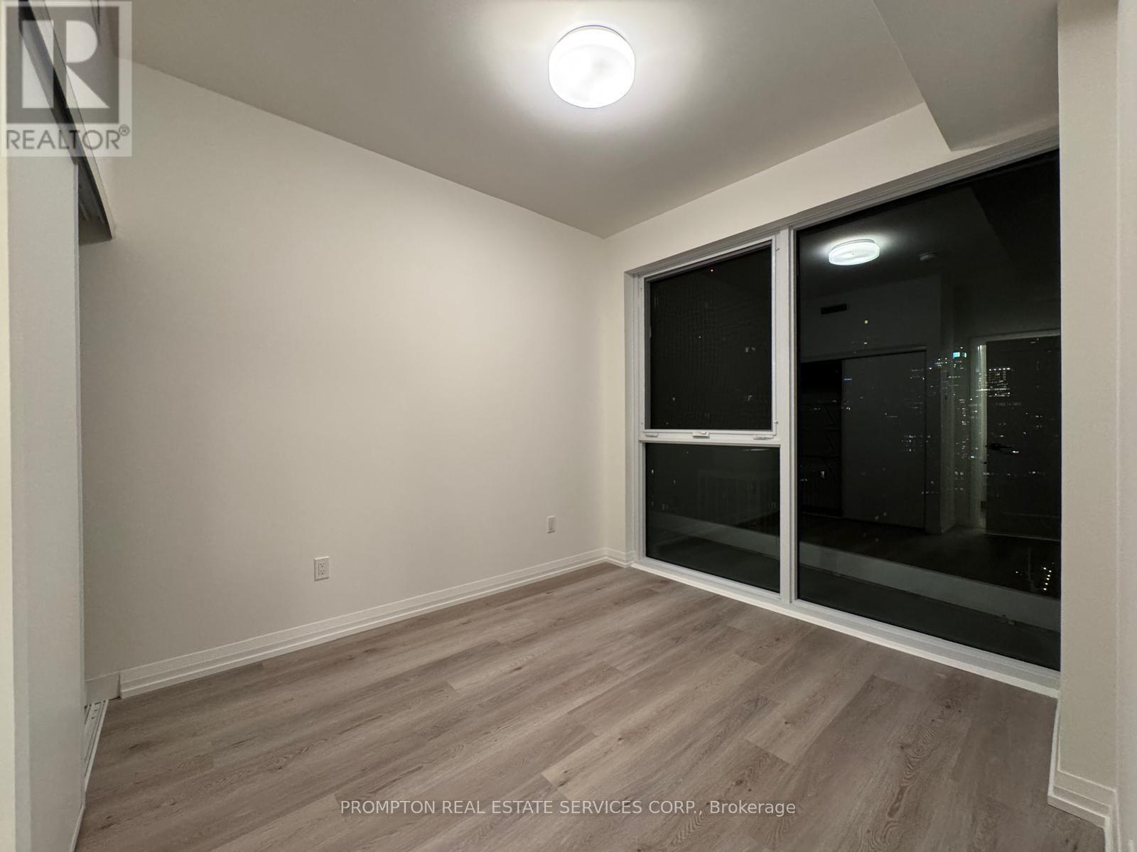 2310 - 280 Dundas Street W, Toronto, Ontario  M5T 0E3 - Photo 5 - C12484990