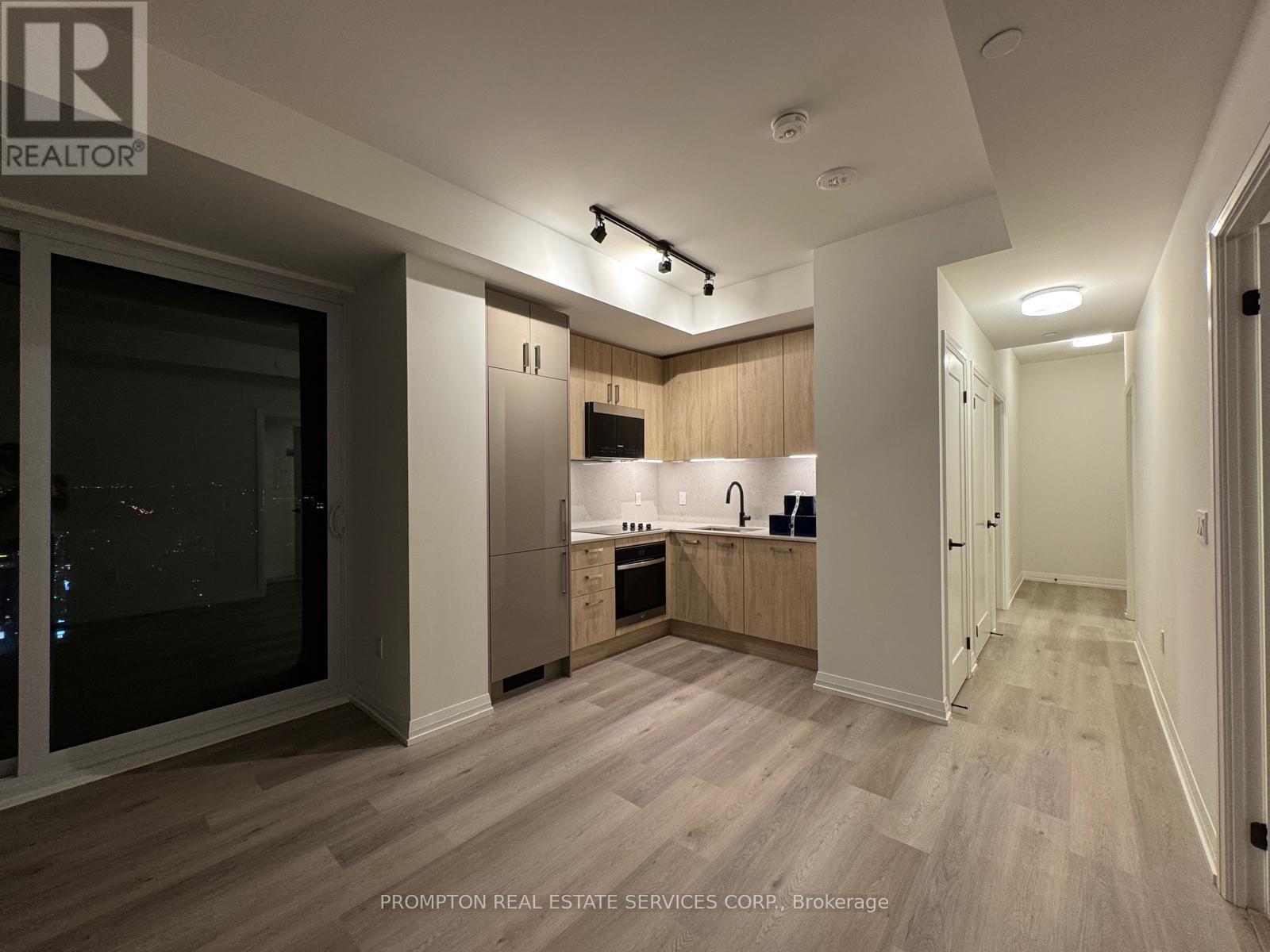 2310 - 280 Dundas Street W, Toronto, Ontario  M5T 0E3 - Photo 4 - C12484990