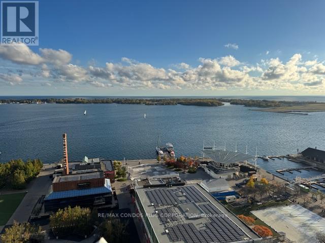 2311 - 218 Queens Quay W, Toronto, Ontario  M5J 2Y6 - Photo 2 - C12442182