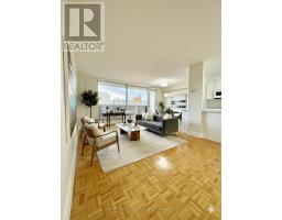 809 - 666 SPADINA AVENUE, Toronto, Ontario