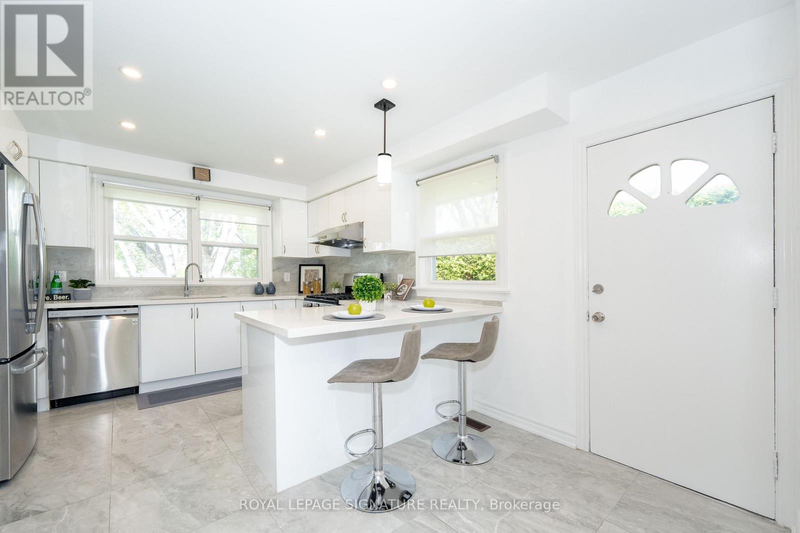 145 Sloane Avenue, Toronto, Ontario  M4A 2B8 - Photo 17 - C12446425