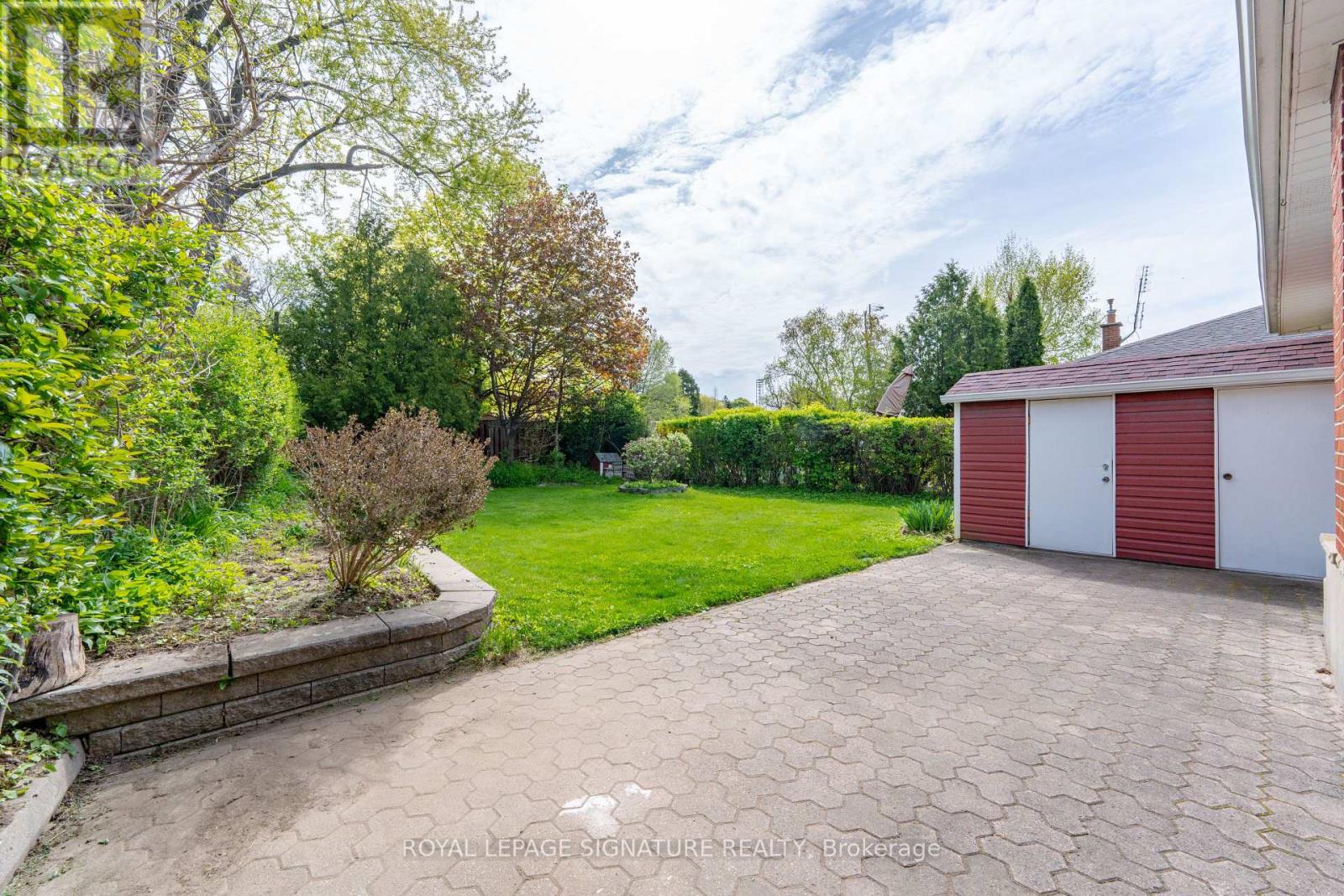 145 Sloane Avenue, Toronto, Ontario  M4A 2B8 - Photo 33 - C12446425