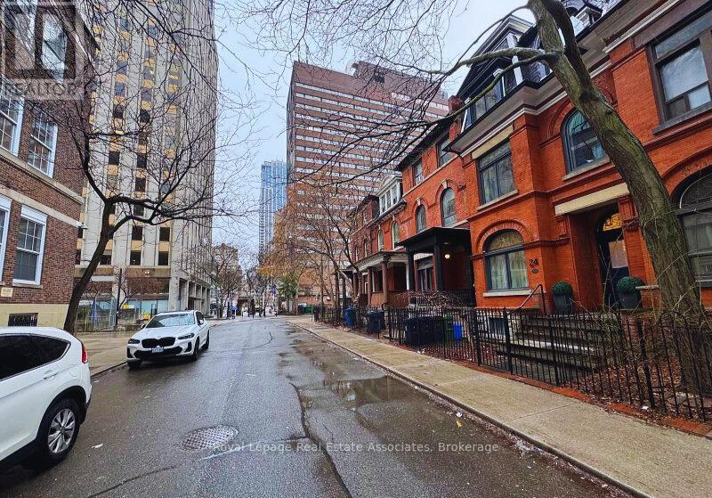 20 MCGILL STREET, Toronto, Ontario