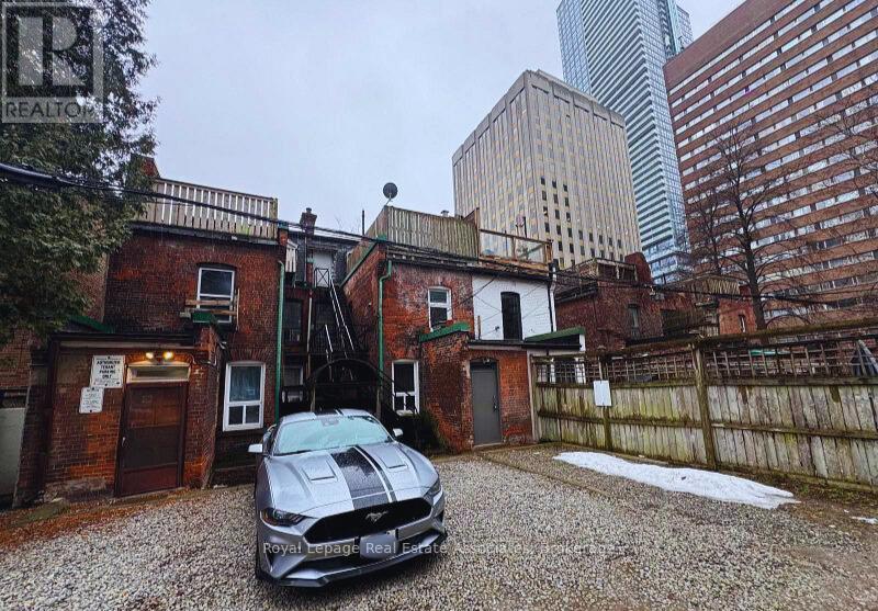 20 Mcgill Street, Toronto, Ontario  M5B 1H2 - Photo 8 - C12477571