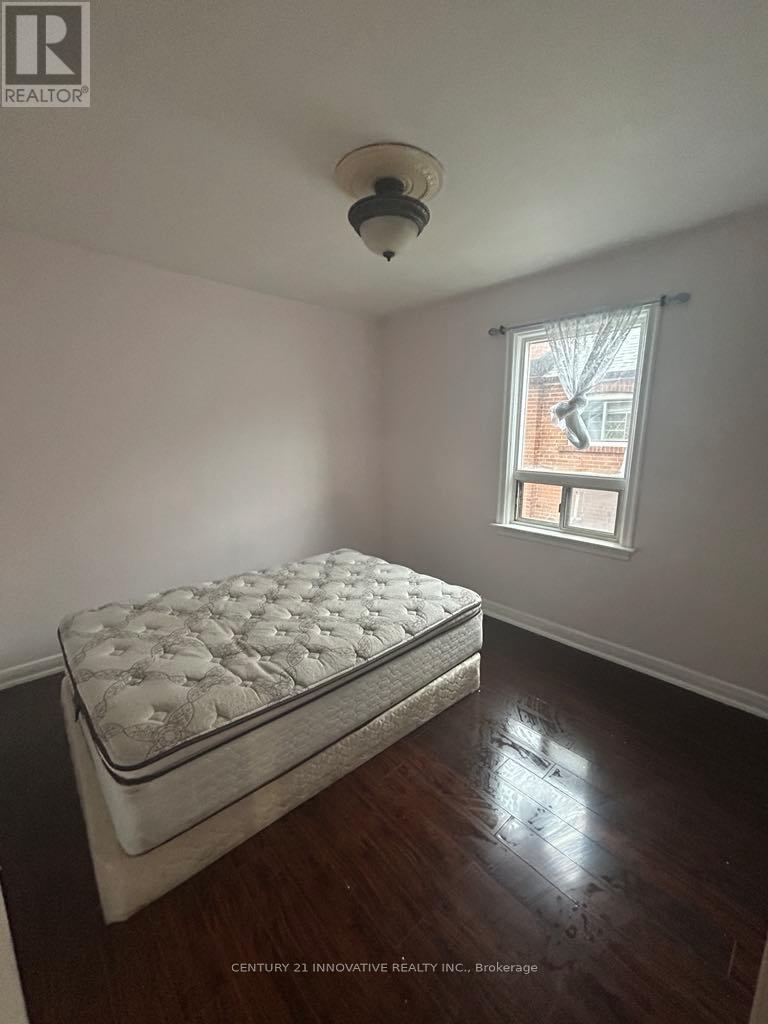 1837 Victoria Park, Toronto, Ontario  M1R 1T4 - Photo 4 - E12485802