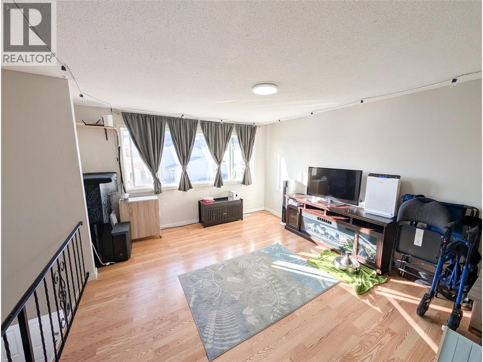 800 Valhalla Drive Unit# 86, Kamloops, British Columbia  V2B 1R8 - Photo 4 - 10366989