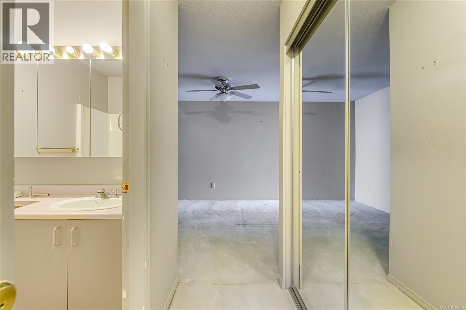 402b 670 Island Hwy S, Campbell River, British Columbia  V9W 1A6 - Photo 12 - 1014549