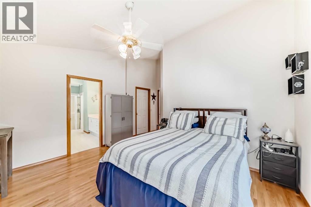 223 Cove Drive, Chestermere, Alberta  T1X 1E5 - Photo 24 - A2252451