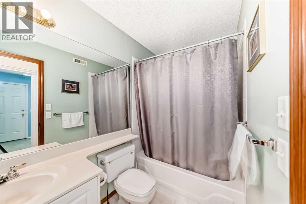 223 Cove Drive, Chestermere, Alberta  T1X 1E5 - Photo 31 - A2252451