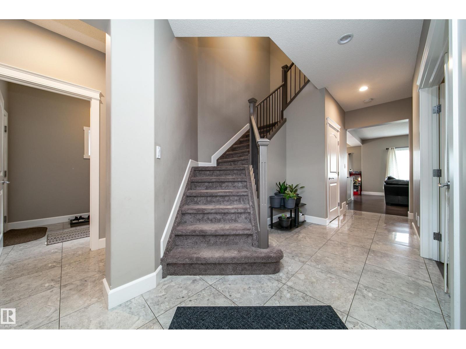 Property at 3203 WINSPEAR CR SW image 4