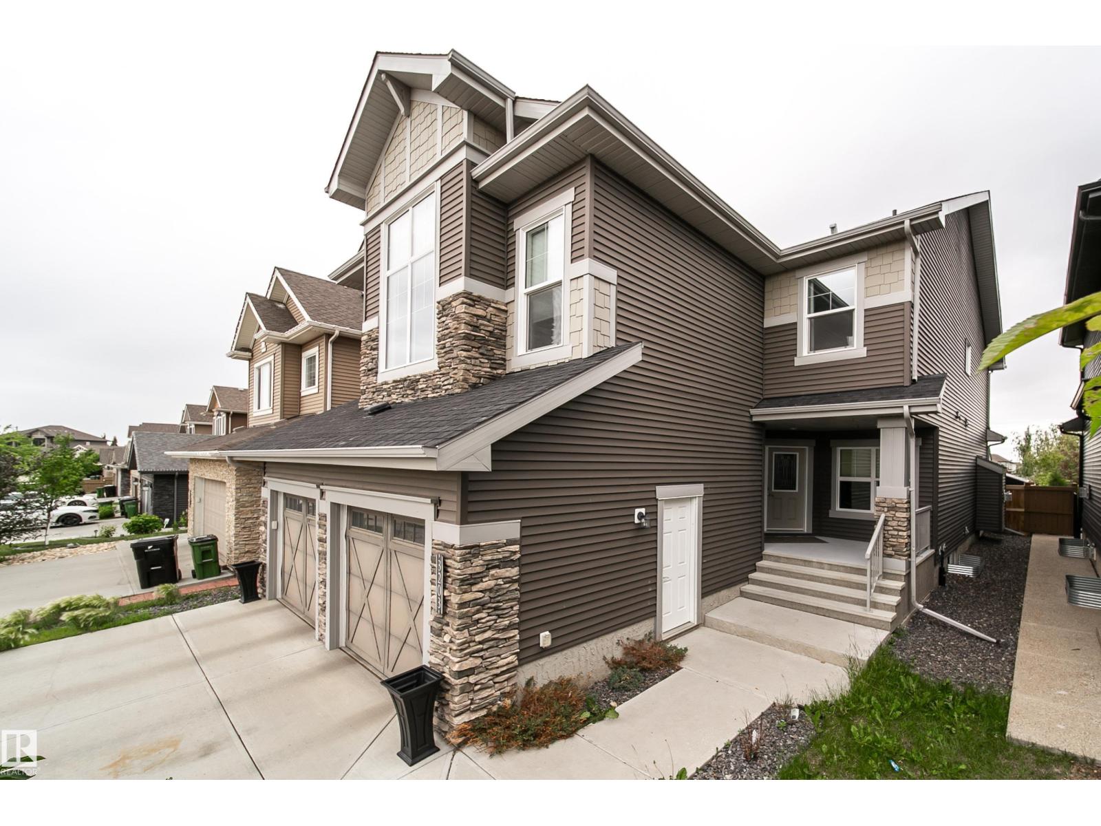 Property at 3203 WINSPEAR CR SW image 2