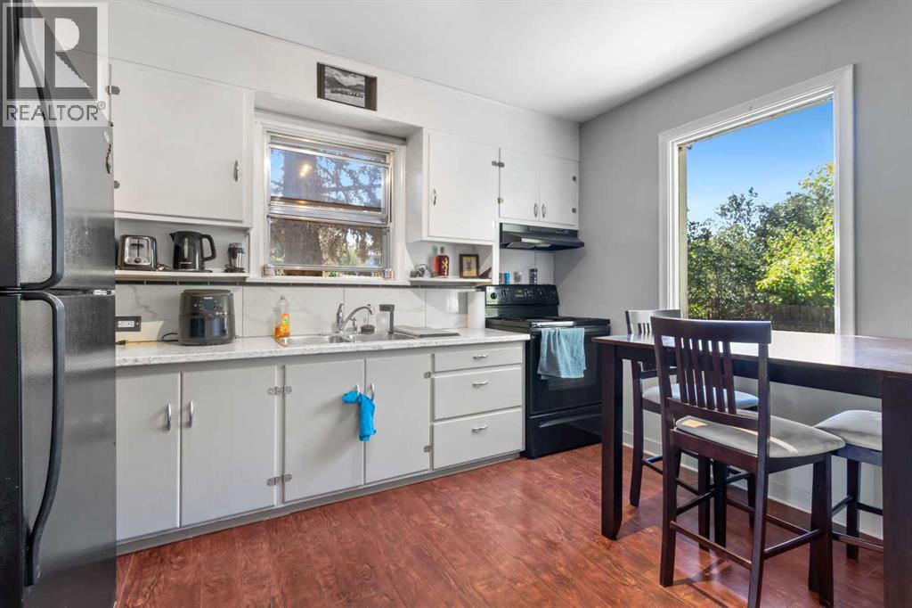 4732 52 Street, Sylvan Lake, Alberta  T4S 1G5 - Photo 8 - A2257726