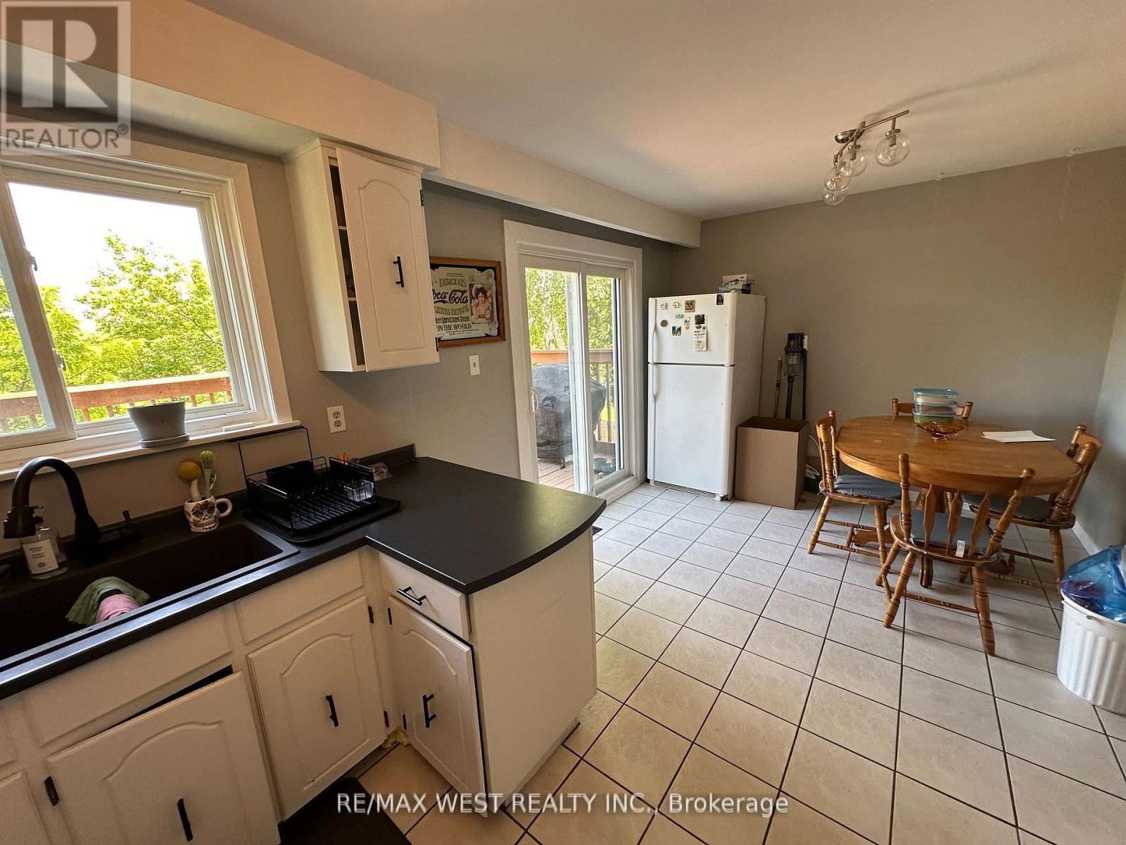 Upper - 152 Rainbow Drive, Vaughan, Ontario  L4L 2K7 - Photo 22 - N12438624