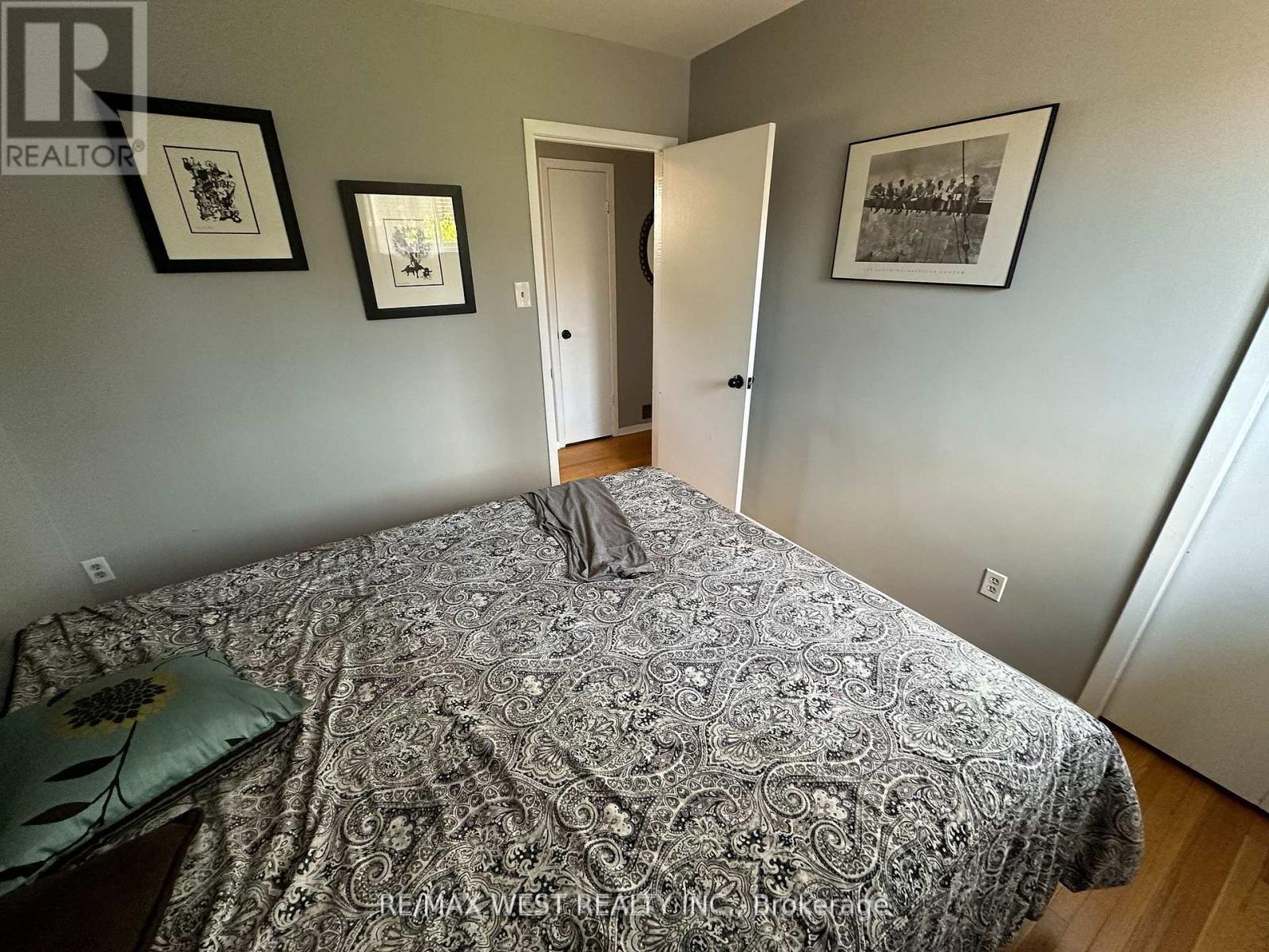 Upper - 152 Rainbow Drive, Vaughan, Ontario  L4L 2K7 - Photo 4 - N12438624