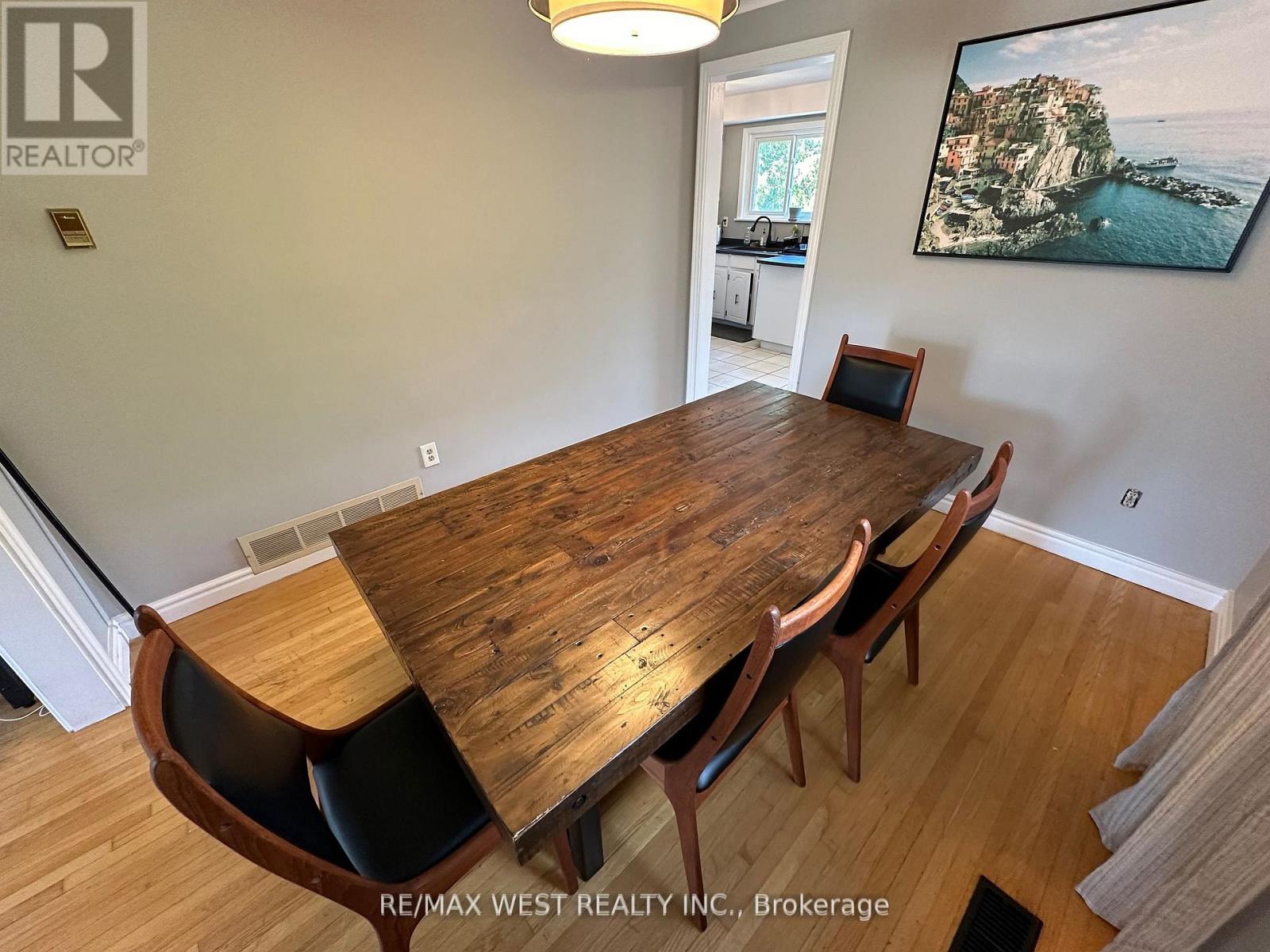 Upper - 152 Rainbow Drive, Vaughan, Ontario  L4L 2K7 - Photo 19 - N12438624