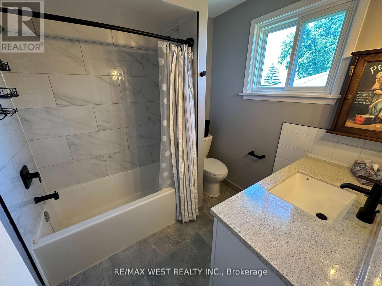 Upper - 152 Rainbow Drive, Vaughan, Ontario  L4L 2K7 - Photo 26 - N12438624